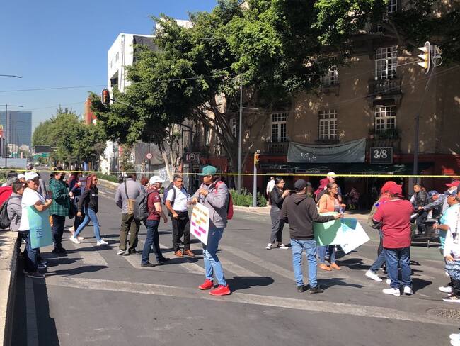 Caos vial en CDMX por bloqueos