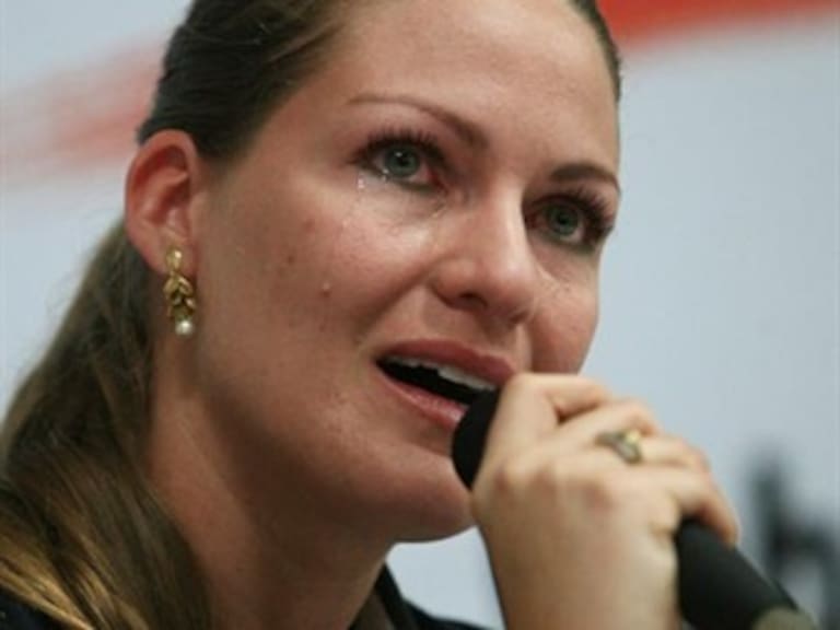 Denuncia esposa de 'Greg' amenazas de muerte y encarcelamiento