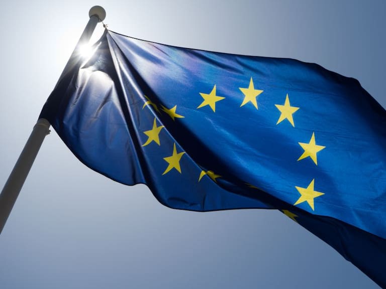 La Unión Europea es una asociación económica y política formada por 27 países de Europa 
