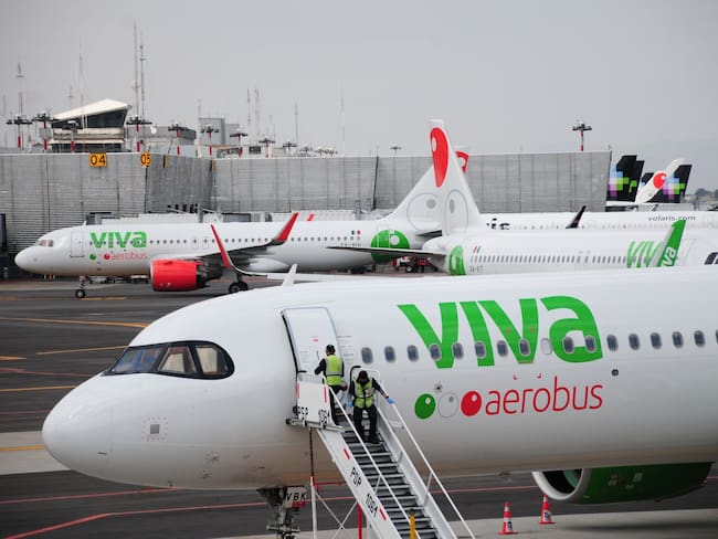 Falsa alarma en el AICM: Autoridades revisan avión de Viva Aerobús tras amenaza de bomba