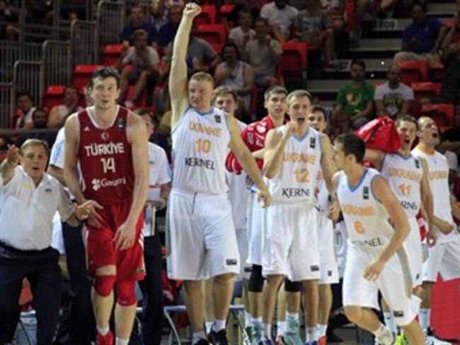 Ucrania se acerca a octavos después de ganar a Turquía
