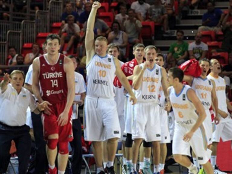 Ucrania se acerca a octavos después de ganar a Turquía