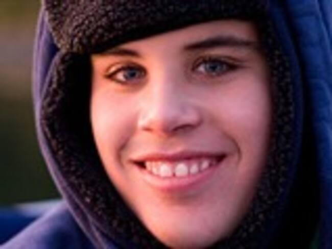 Realizan funeral privado para hijo de Travolta