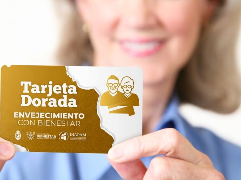 De todo lo que se comenta sobre la Tarjeta Dorada del Bienestar para Adultos Mayores 2026, este plástico NO sustituye la credencial del INAPAM.