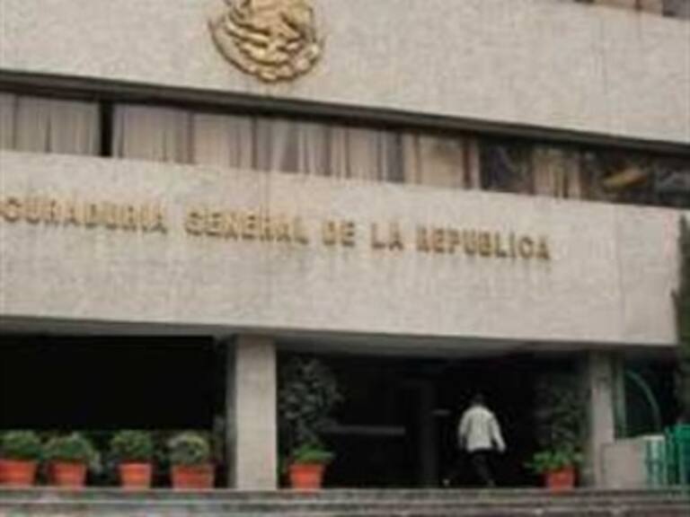 Renuncian 21 delegados estatales de la PGR