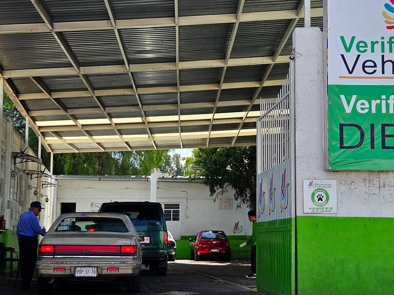 La Secretaría del Medio Ambiente de la Ciudad de México compartió el Calendario de Verificación Vehicular para el Primer Semestre de 2025.