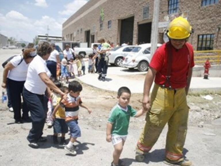 Desalojan a 148 niños en  guardería de Sonora por posible incendio