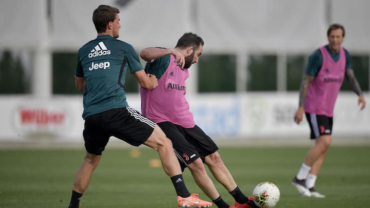 Futbolista de la Juventus es criticado por su sobrepeso