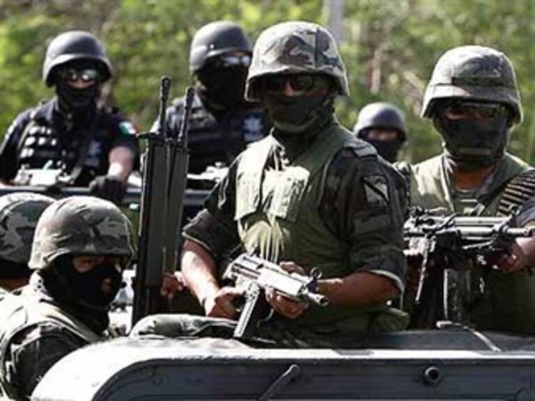 'Militares mataron a mis hijos': Martín Almanza