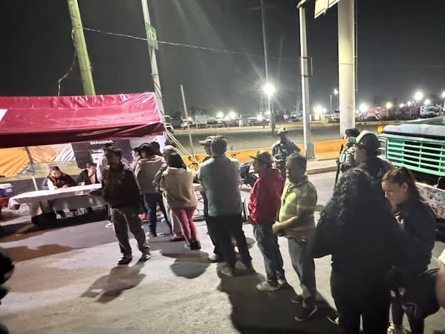 Inicia vacunación nocturna contra sarampión en la Central de Abasto de la CDMX