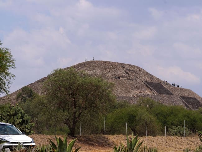 Guía de Turistas de Teotihuacán narra momentos de pánico y señala que el cierre de la zona afecta a trabajadores