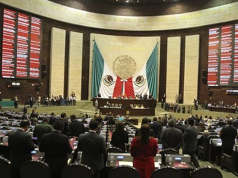 Esta semana diputados trabajarán proyecto del Sistema Nacional Anticorrupción: Alonso Raya