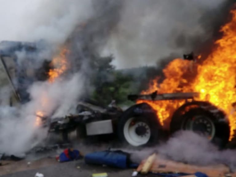 Choque de camiones pesados deja un muerto en San Juan de los Lagos