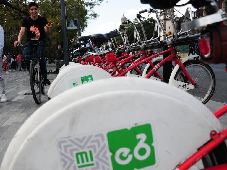 Abren vacantes laborales en Ecobici