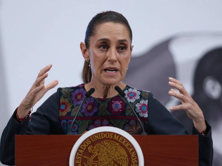 "Estamos apoyando en todo lo que se necesita y nuestra solidaridad está con los familiares de las víctimas”, firmó la presidenta Claudia Sheinbaum sobre el accidente ocurrido ayer en Iztapalapa.FOTO: GRACIELA LÓPEZ/CUARTOSCURO.COM