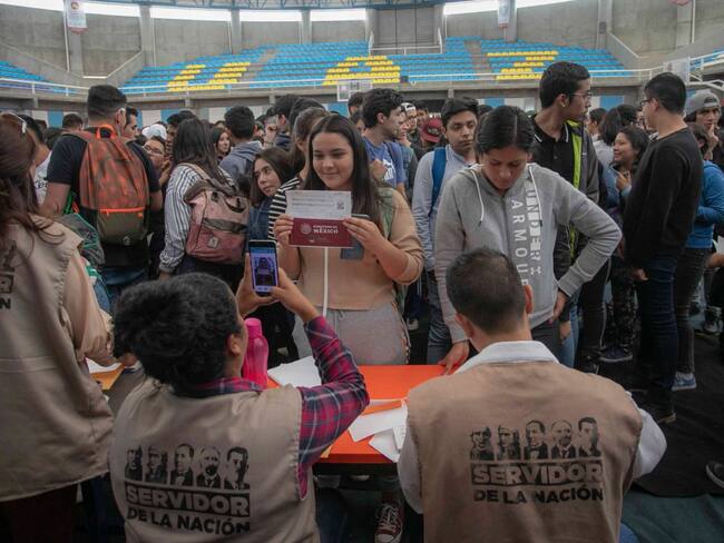 Beca Benito Juárez: ¿cuándo regresan los pagos y entregan tarjetas a nuevos becarios?