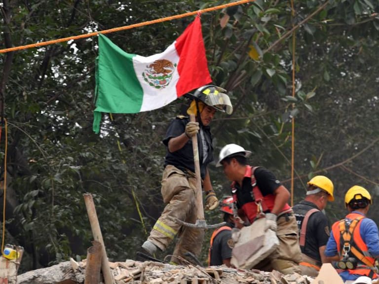 Apoyo a la reconstrucción de México tras terremoto