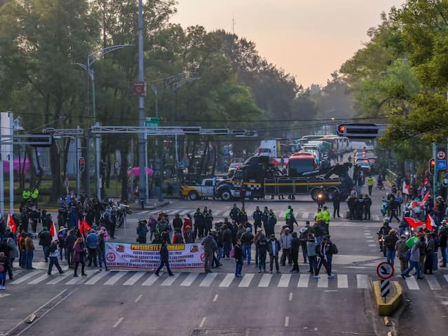 Transportistas entregan pliego de demandas y abrirán diálogo con el gobierno este jueves