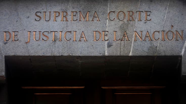 SCJN prohíbe cobro de cursos obligatorios para titularse en universidades públicas de México