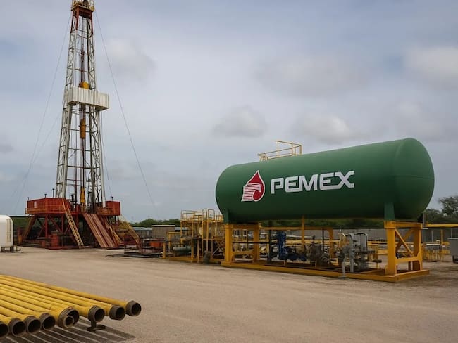 Exhibición discriminatoria fue publicar datos incorrectos de pensionados de Pemex, señala afectado