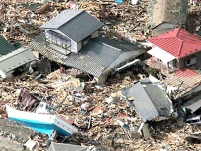 Más de 12 mil los muertos y desaparecidos en Japón