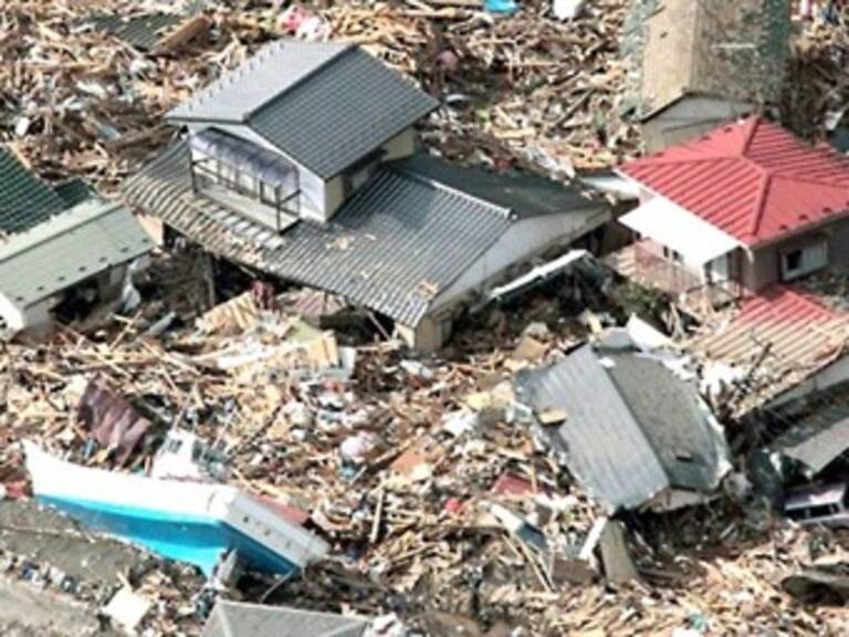Más de 12 mil los muertos y desaparecidos en Japón