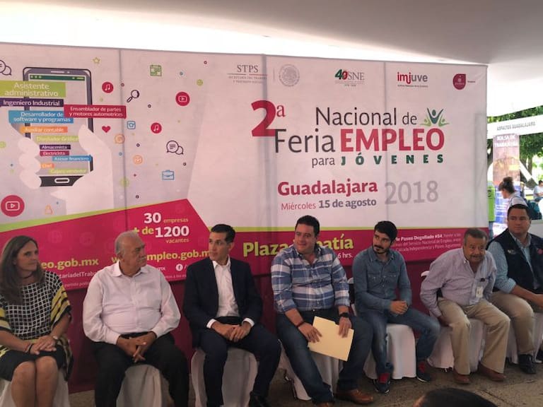 Llevan a cabo la segunda Feria de Empleo para Jóvenes en Guadalajara