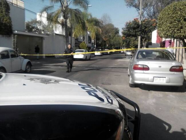 Asesinan a dos escoltas en un restaurante en Gdl