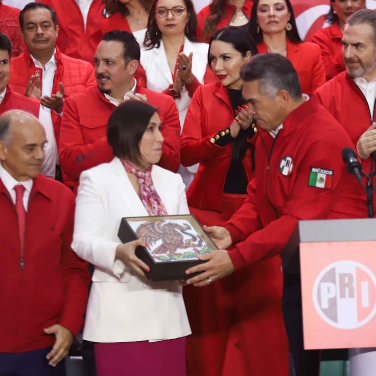 Rosario Robles niega ser militante del PRI y pide unidad opositora para rescatar al país del “retroceso democrático”