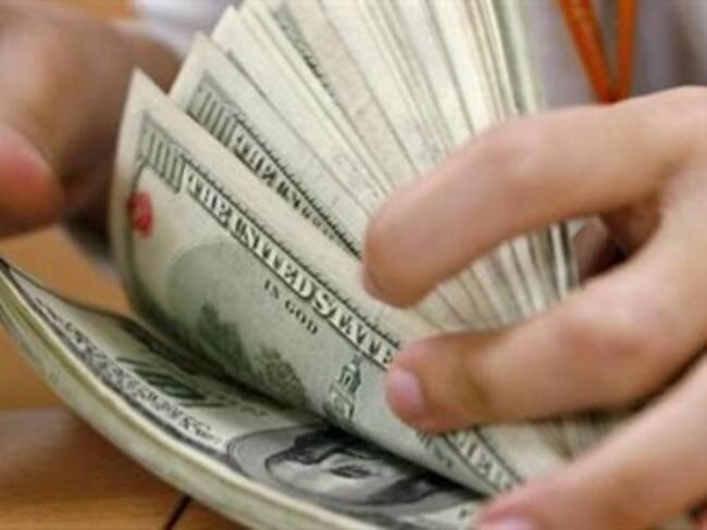 Dólar en promedio a la venta de $11.72 en el AICM