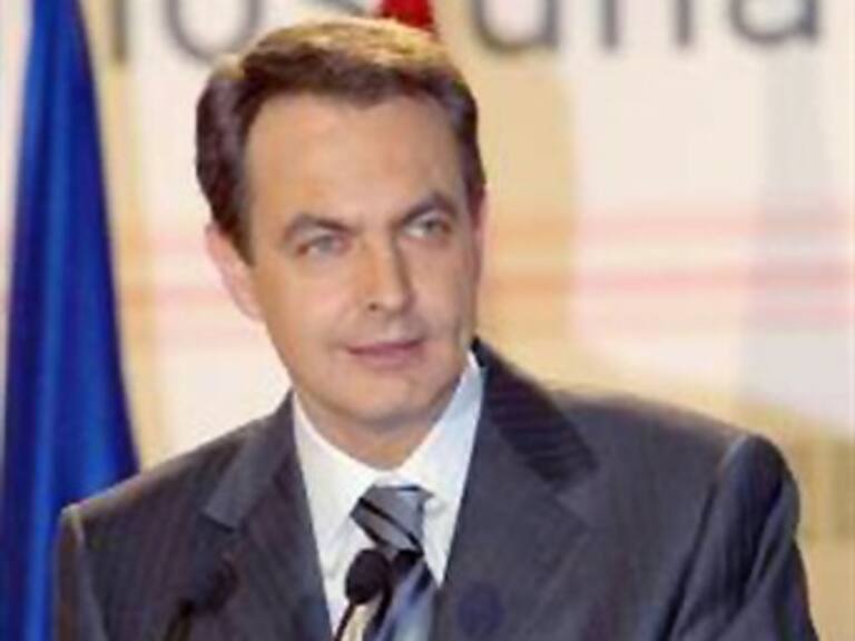 Anuncia Zapatero ‘renovación del gobierno’ ante crisis