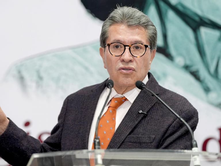 El diputado y coordinador de la bancada de Morena, Ricardo Monreal, dijo que se buscará mayoría calificada en el proceso de elección del nuevo presidente o presidenta del INE, que se realizará en cuatro o cinco semanas.