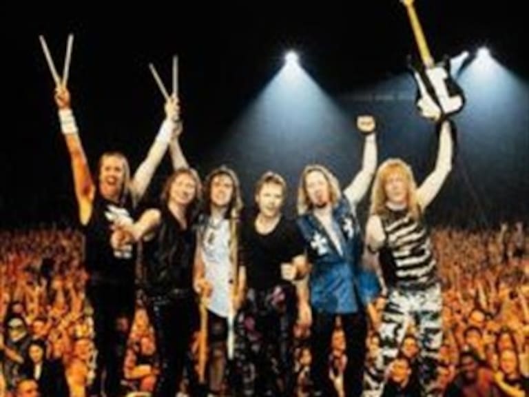 Enciende Iron Maiden ánimos de fans con su metal en el Foro Sol