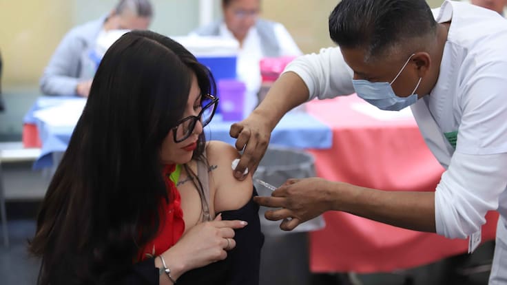 La UNAM abre megacentro para vacunarte contra el sarampión: te decimos lo que debes saber