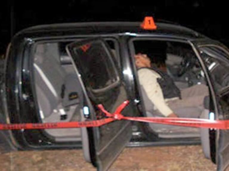 Balacera en Chalco deja tres policías muertos