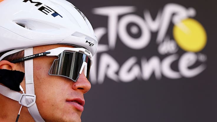 Isaac del Toro resiste la escalada en los Alpes y conserva el podio del Tour de Francia