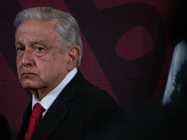 Ordena INE cambiar acto de López Obrador donde presentó paquete de reformas el 5 de febrero