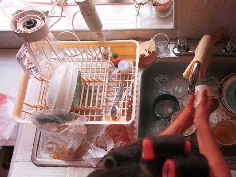 Ya es obligatorio inscribir al IMSS a trabajadoras del hogar