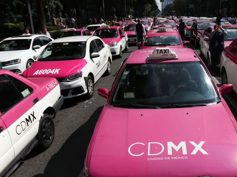 Taxista, te decimos paso a paso cómo obtener tu licencia digital en la CDMX