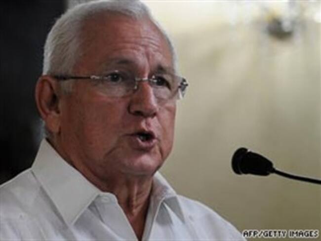 Amplía gobierno de facto toque de queda en Honduras