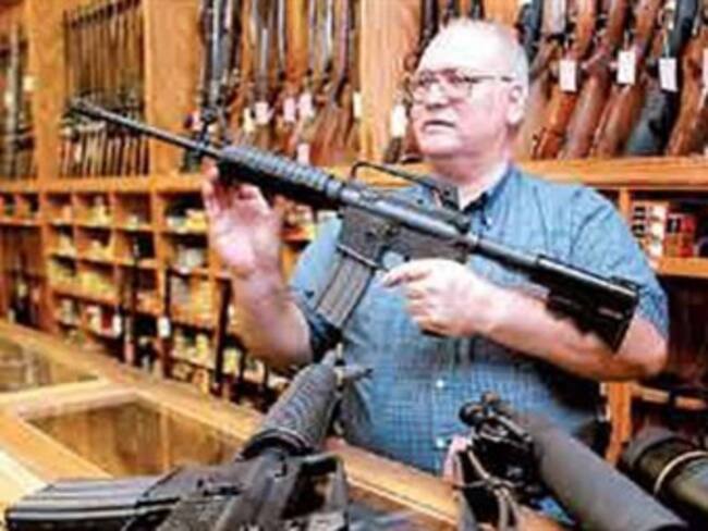 Invita Casa Blanca a la NRA a pláticas sobre control de armas