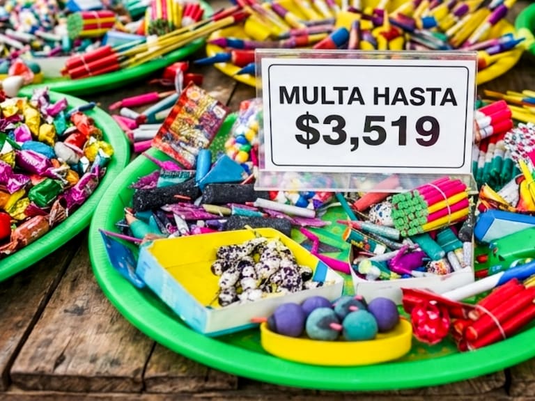Antes de comprar cohetes para las fiestas patrias, toma en cuenta que detonarlos sin autorización en la CDMX puede costarte hasta 3,519 pesos y derivar en otras sanciones.