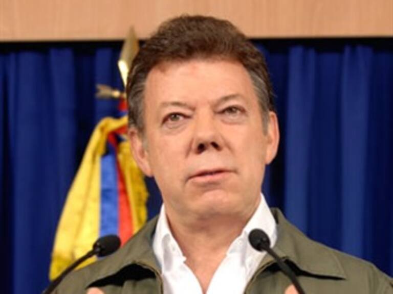 Condena Santos atentado en contra del ex ministro del interior