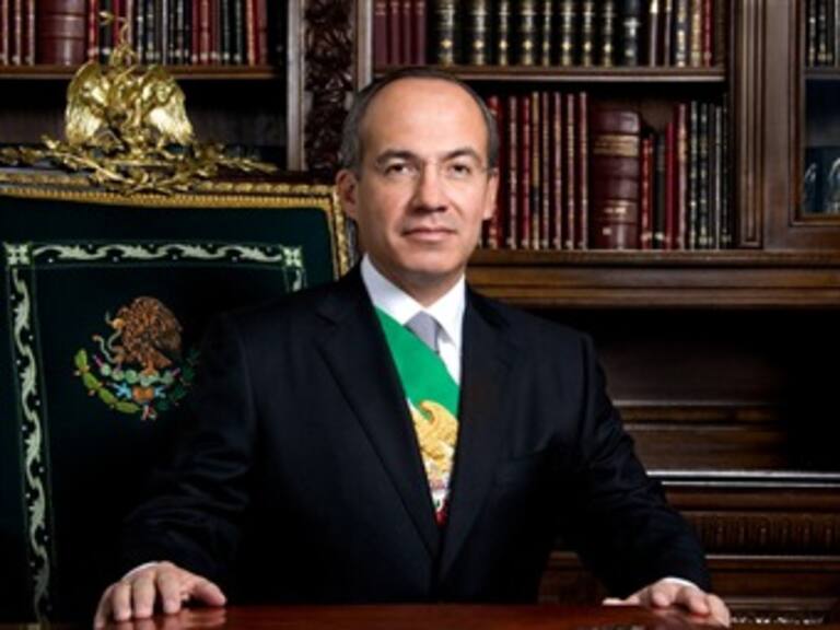 Viajará Calderón a España