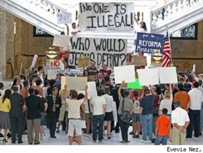 Departamento de Justicia demanda a Utah por ley migratoria