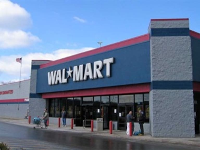 Empresarios ven como caso aislado supuesta corrupción de Wal-Mart