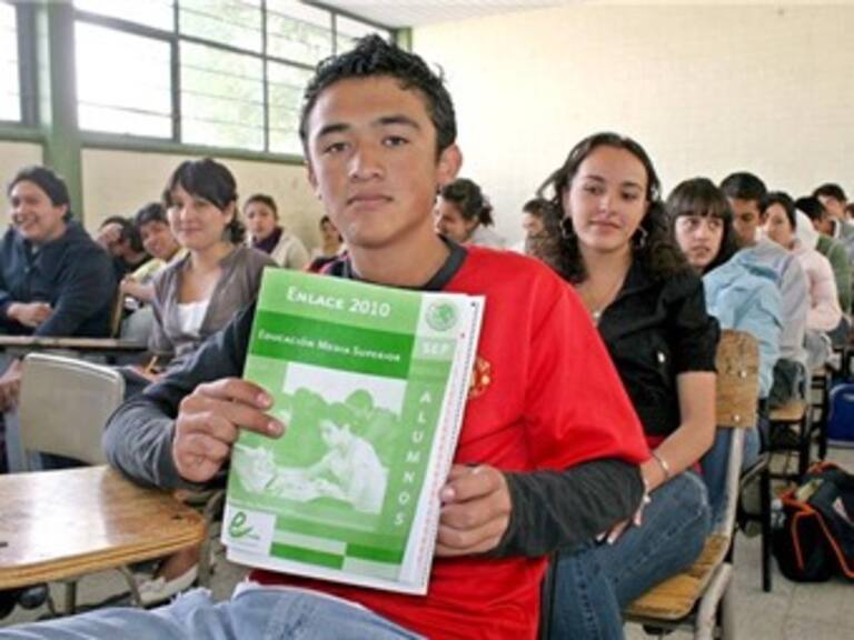 Resultados de ENLACE razonablemente positivos en secundaria: Lujambio