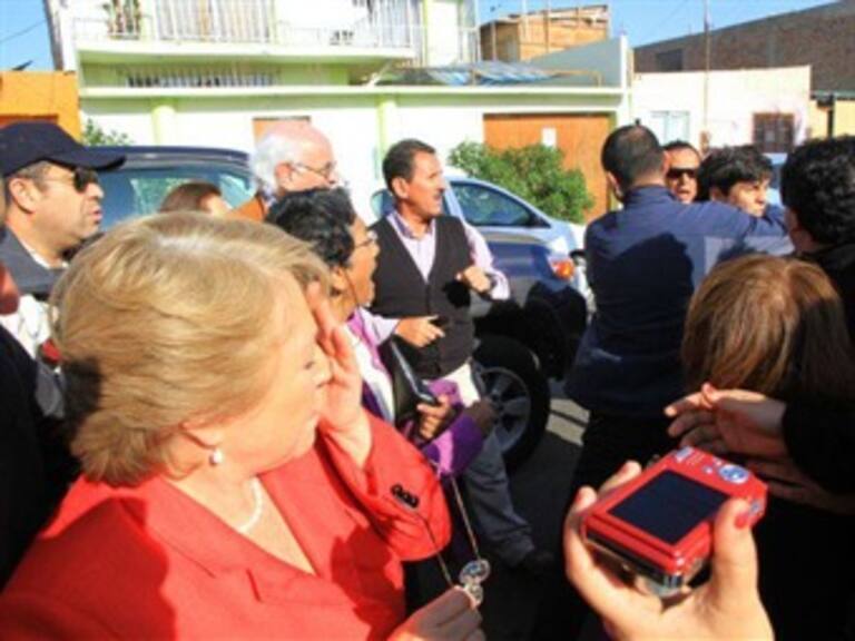 Repudian agresión contra Bachelet durante acto político en Chile