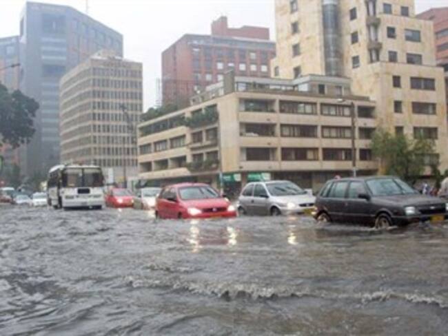 Otorgan apoyos fiscales a contribuyentes afectados por lluvias