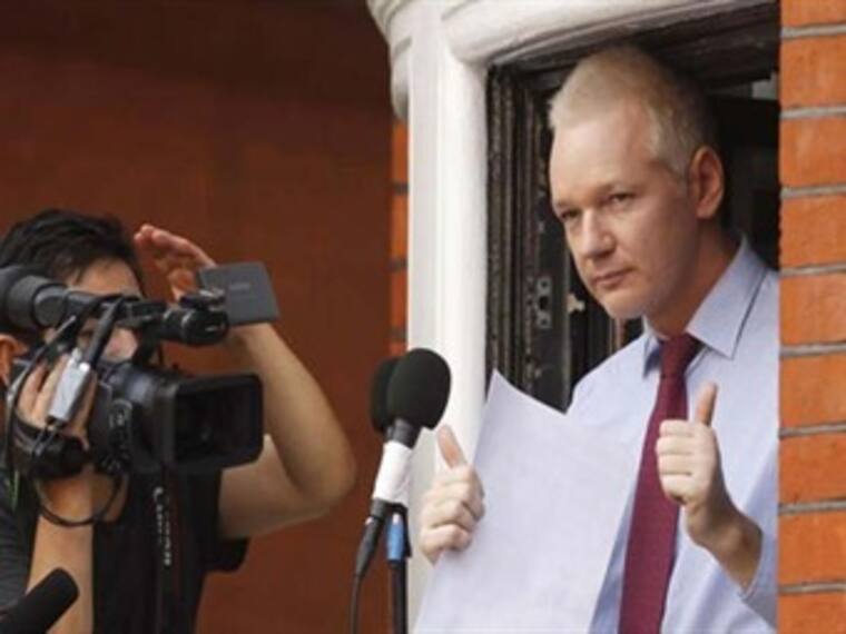 Elí Rodríguez, profesor de la Universidad Iberoamericana. Habla sobre el asilo político de Julian Assange en la embajada de Ecuador en Gran Bretaña